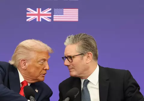 Marea Britanie, presată să răspundă dur la tarifele impuse de Donald Trump: „Folosiți o «bazooka comercială» în stilul UE”