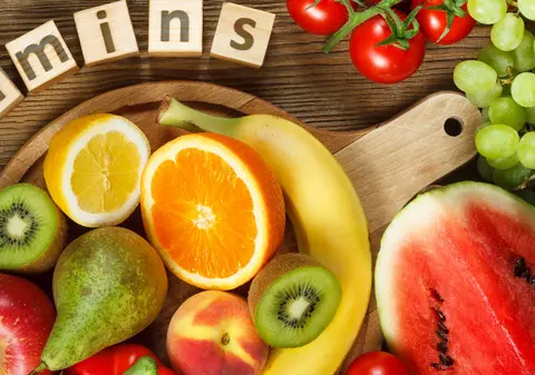 Ce vitamine să iei zilnic și cum alegi un supliment care chiar funcționează
