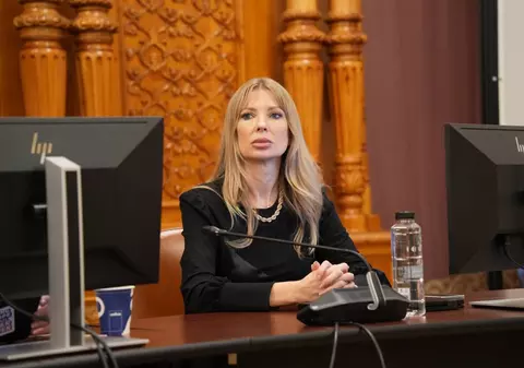 O senatoare a demisionat din PSD din cauza moțiunii de cenzură semnată la comun cu AUR: „Nu pot face parte dintr-un proiect care sacrifică valorile democratice”