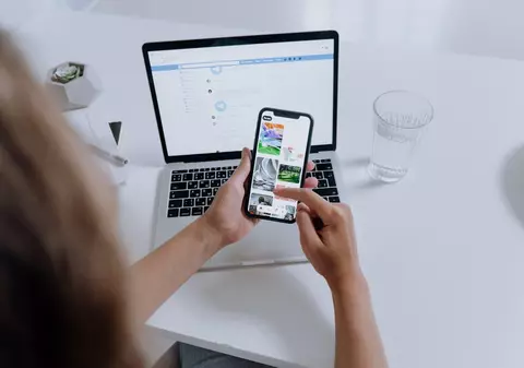TikTok sau Instagram în 2026 - Unde investești bugetul unei afaceri mici din România?