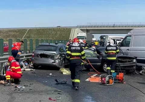 Daune morale de un milion de euro pentru un accident cu trei morți pe autostrada A1. Șoferul vinovat era asigurat la falimentara City Insurance