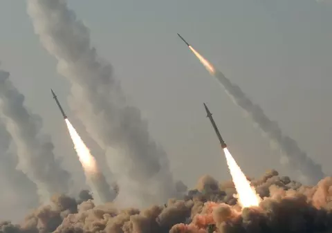 Livetext Război în Iran, ziua 81. Armata iraniană amenință că va deschide „noi fronturi” / Donald Trump insistă că va relua atacurile dacă Iranul nu va renunța la programul nuclear