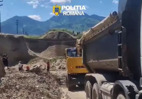 Sute de tone de moloz, descoperite îngropate ilegal la Brașov. Procurorii și polițiștii au început excavările | VIDEO