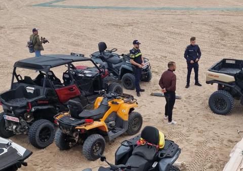 Bucăți metalice care par a proveni de la un obiect aerian neidentificat, găsite pe plajă în Eforie Nord. Garda de Coastă a asigurat perimetrul