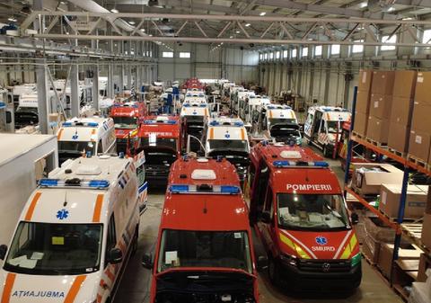 O companie din Cluj produce cinci ambulanțe în fiecare zi
