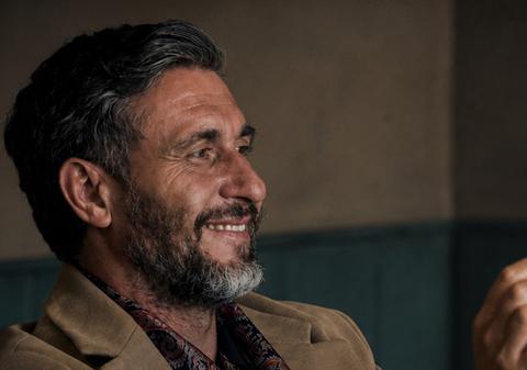 Dragoș Bucur joacă alături de starurile din „Avatar” și „Divergent” în thrillerul „FUZE: Diversiune explozivă”
