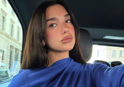 Dua Lipa cere 15.000.000 de dolari de la Samsung pentru că i-a folosit fața ca să-și vândă televizoarele