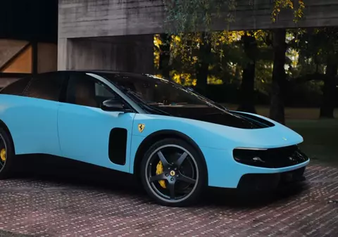 Un fost șef Ferrari critică noul model electric Luce: „Scoateți căluțul cabrat de pe el”
