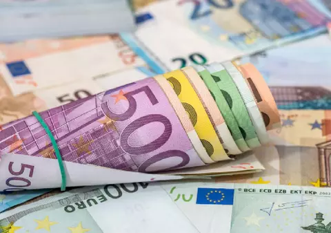 Ce înseamnă formula 21-10-0: planul fiscal care ar putea schimba prețurile la alimente, haine și combustibil în Germania