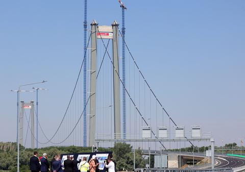 Podul Golden Gate de 500.000.000 de euro se tasează, dar nu este vina nimănui: „De banii ăia făceau câte un tunel la Brăila și Galați”