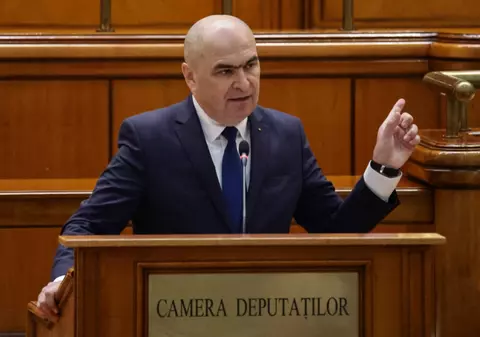 Ce le-a spus Ilie Bolojan parlamentarilor, înainte de votul pentru moțiunea de cenzură depusă de PSD și AUR: „Această moțiune este mincinoasă, cinică și artificială”