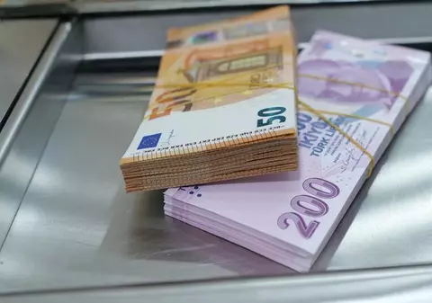 Dinamicile invizibile ale banilor: cum rescriu piețele internaționale costurile de zi cu zi