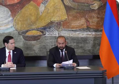 SUA și Armenia au semnat un acord istoric. Kremlinul ameninţă că va crește prețul la gaze