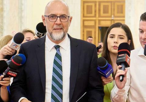 UDMR nu va vota guvernul Veștea, parlamentarii nu vor fi în sală