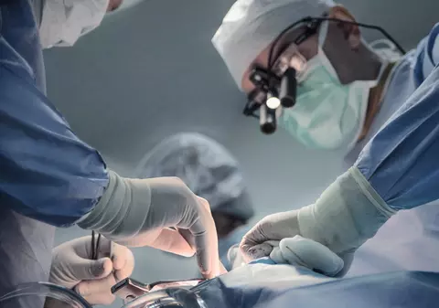 De ce nu se fac multe transplanturi în România și cât costă, pe categorii