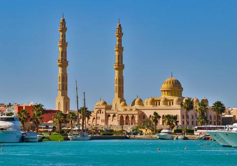 Hurghada, o destinație pentru toate categoriile de turiști. Ce activități poți face acolo singur, cu copilul și în grup