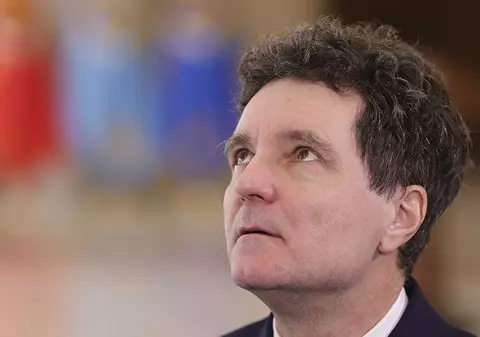Ce e, totuși, în capul președintelui Dan? 