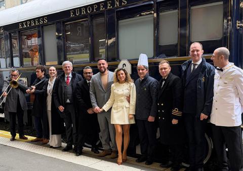 Doi români au trăit o experiență de 25.000 de euro la bordul Orient Expres. „Este ceva aproape extraterestru pentru un om din 2026”