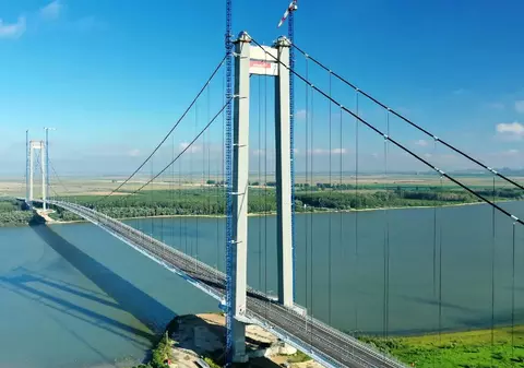 Constructorul Podului Brăila, Webuild, primește o nouă lovitură: CNAIR câștigă procesul din Italia pentru garanția de 87 de milioane de lei