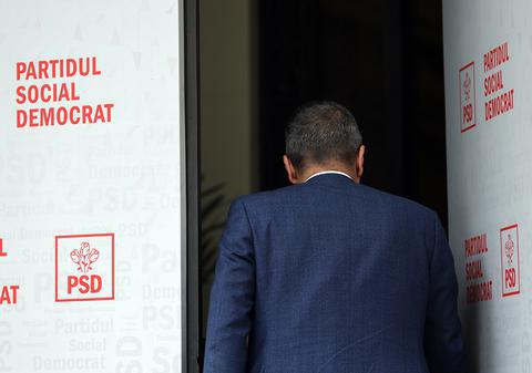 Viața și moartea Partidului Social Democrat
