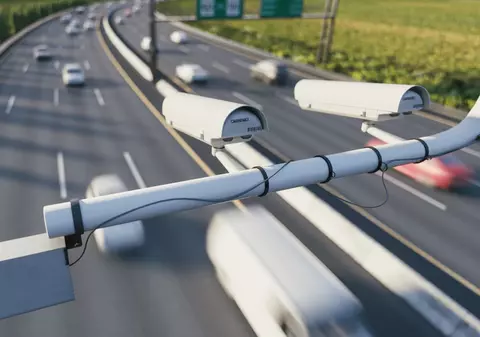 25.840 de amenzi de viteză anulate, șoferii primesc banii înapoi. Un radar a fost montat greșit pe autostrada A7 din Spania
