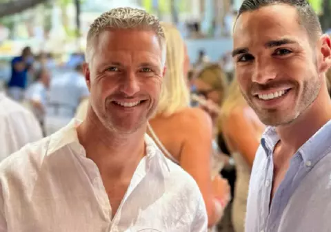 Ralf Schumacher și iubitul său francez s-au căsătorit la Saint-Tropez: „Dragoste, mare, soare”. Ce melodie a fost aleasă pentru „Dansul miresei”