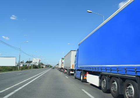 Drumurile din România cu restricții de trafic pentru camioanele de peste 7,5 tone în minivacanța de Rusalii