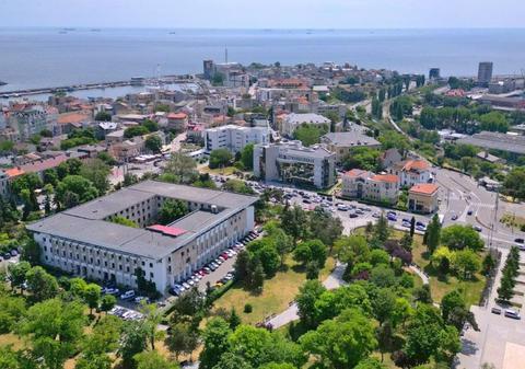 Șoferii din Constanța ar putea scăpa de o taxă de 200 de lei, considerată de judecători un „impozit mascat“