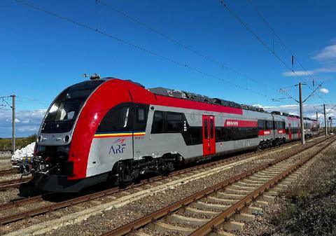 Instituția care cumpără trenuri pentru CFR, în pericol să piardă un contract de 2.000.000.000, se apără pentru situația trenurilor fără asigurare