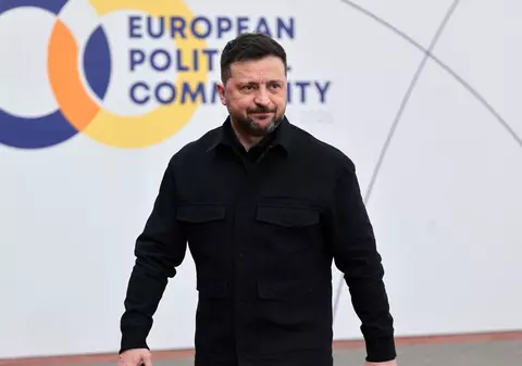 Volodimir Zelenski îl ironizează pe Vladimir Putin: „Se teme de dronele care ar putea zumzăi deasupra Pieței Roșii”