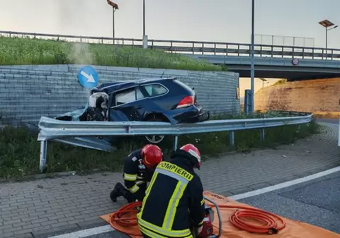 Accident mortal la „Zidul Morții” din Suceava. Istoricul negru al pilonului blestemat din Șcheia și statistica tragediilor