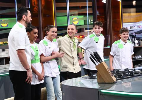„Chefi la cuțite – Viitorul are gust”, 1 iunie 2026. Începe prima întrecere culinară a copiilor, iar surprizele se țin lanț la Antena 1