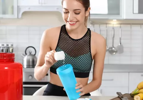 Creatina, mai mult decât un supliment pentru sportivi. Beneficii surprinzătoare pentru creier, energie și metabolism