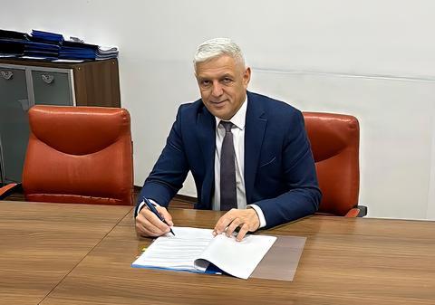 Fostul primar PSD Mihai Georgescu, condamnat definitiv după ce a hărțuit sexual sistematic o angajată în vârstă de 20 de ani: „Gândește-te și la cariera ta. Și nu te stresez”
