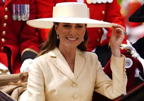 Kate Middleton, victima unor „abuzuri deliberate” în timp ce se recupera după cancer. Ce au vrut să facă angajații spitalului cu dosarele ei medicale