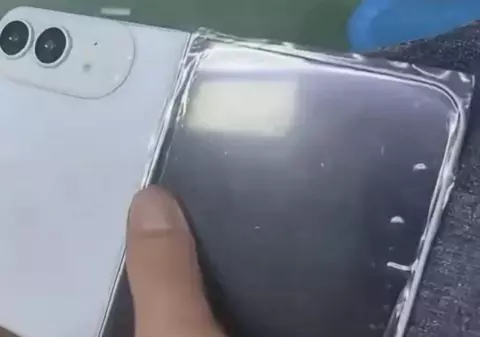 Secretul vechi de 15 ani al celor de la Apple: din ce este făcută balamaua noului iPhone Ultra pliabil
