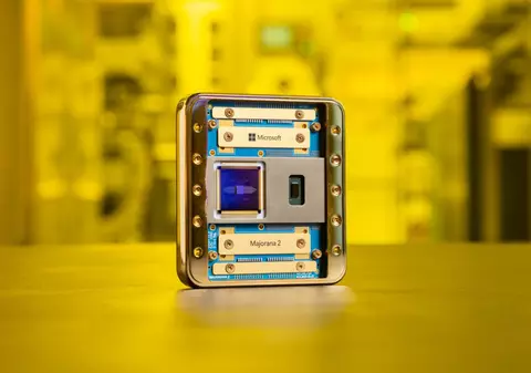 Microsoft a prezentat un cip cuantic creat cu ajutorul inteligenței artificiale. Performanța calculatoarelor, îmbunătățită de 1.000 de ori