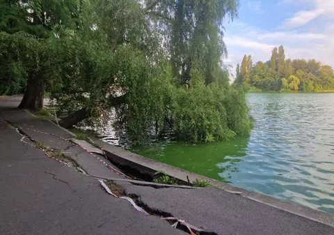 Primăria București începe golirea Lacului Herăstrău, de marți. Procesul de scădere va dura până la data de 8 iunie: „Există risc de prăbușire”