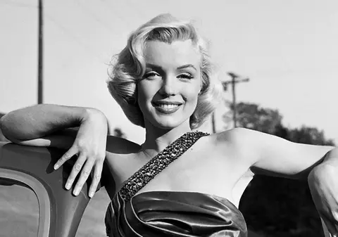 Marilyn Monroe ar fi împlinit 100 de ani: filmele ei produceau 200.000.000 de dolari, dar diva era măcinată de anxietate