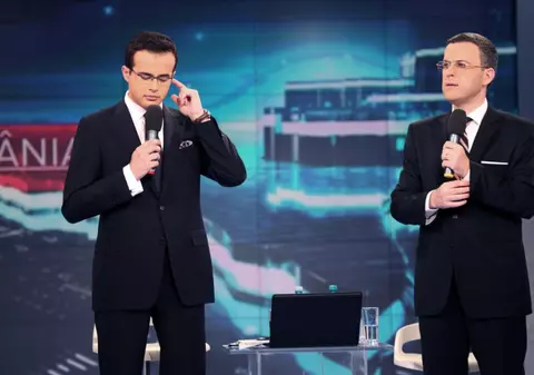 Răzvan Dumitrescu și-a dat demisia în direct la Antena 3 CNN după 15 ani, 11 luni, 23 de zile și 2 ore