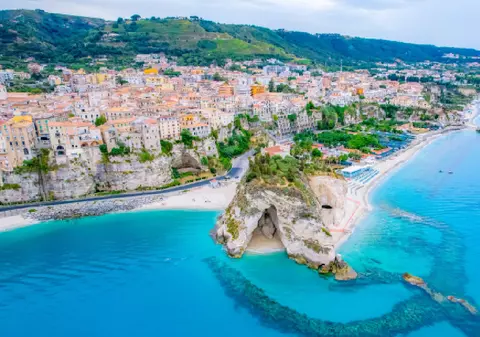 Cutremur puternic în Italia: seismul a avut magnitudine 6,2 și a lovit sudul țării