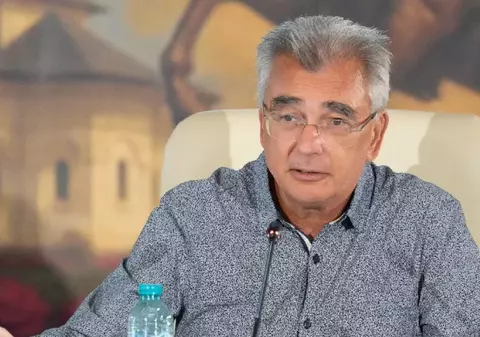 Petrișor Peiu îi acuză pe Nicușor Dan și PSD că „presează AUR să voteze învestirea guvernului”: „De ce s-ar auto-distruge AUR pentru a salva PSD?”