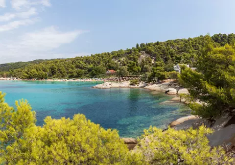 O familie de români, care a mers la plajă în Halkidiki, a rămas fără 750 de euro: „Totul era cum am lăsat noi”