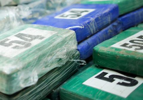 Polițiștii au găsit peste 100 de tone de cocaină în valoare de 8,3 miliarde de dolari, ascunsă în lemne, pentru a fi dusă în Europa din Chile