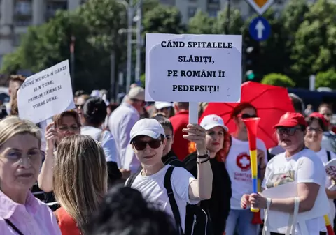 Fostul președinte al CCR, Augustin Zegrean, după ce Justiția a decis suspendarea inițierii Legii salarizării bugetarilor: „Nu-i treaba Justiției să se amestece în legiferare”