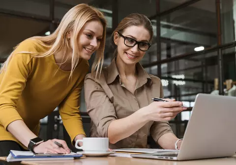 5 strategii prin care managerii pot crește puterea de cumpărare a angajaților fără a mări taxele salariale