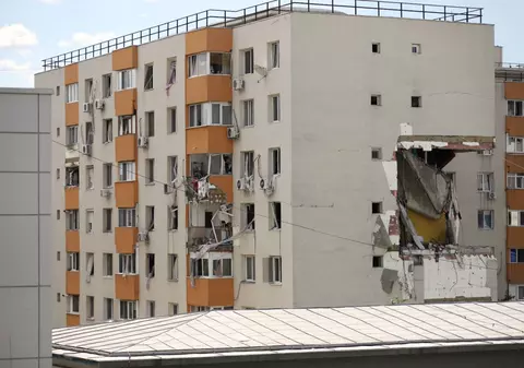 Locatarii blocului care a explodat în Rahova acum 9 luni și-au pierdut speranța: „Ne duc până la alegeri, atunci poate se mișcă lucrurile”
