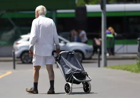 Românii vor ieși la pensie la 67 de ani, cele mai afectate vor fi femeile: când se schimbă radical legea