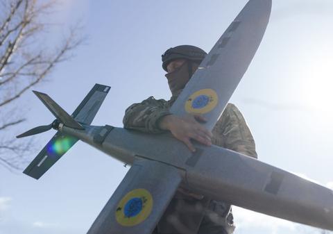 Moscova, vizată de un atac masiv cu 390 de drone înainte de întâlnirea dintre Donald Trump și Volodimir Zelenski