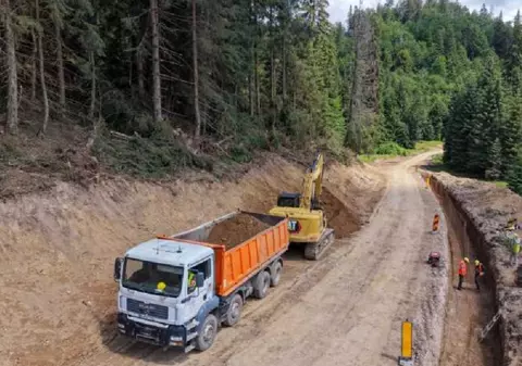 Investiție de peste 81 de milioane de lei în Apuseni: Drumul turistic Padiș - Ic Ponor se închide pentru lucrări până la 1 decembrie